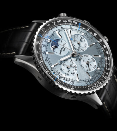 BREITLING LANCIA IL NAVITIMER B19 PERPETUAL CALENDAR CHRONOGRAPH CON QUADRANTE BLU GHIACCIO