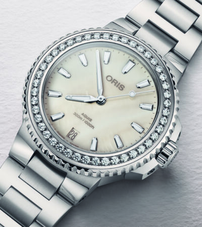 ORIS – Aquis Date Diamonds